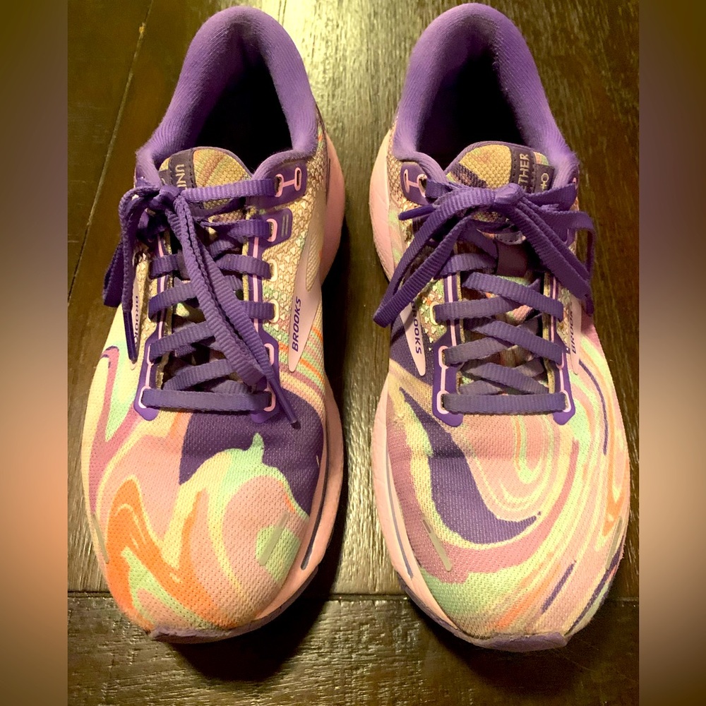 Brooks Ghost 14 Unity Empower Her Limited Edition Women’s size 8.5